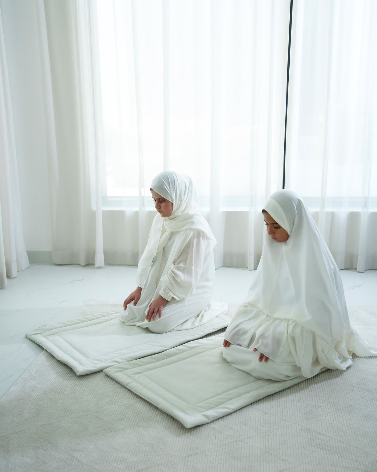 SAJA Set / Girls  Mat & Dress