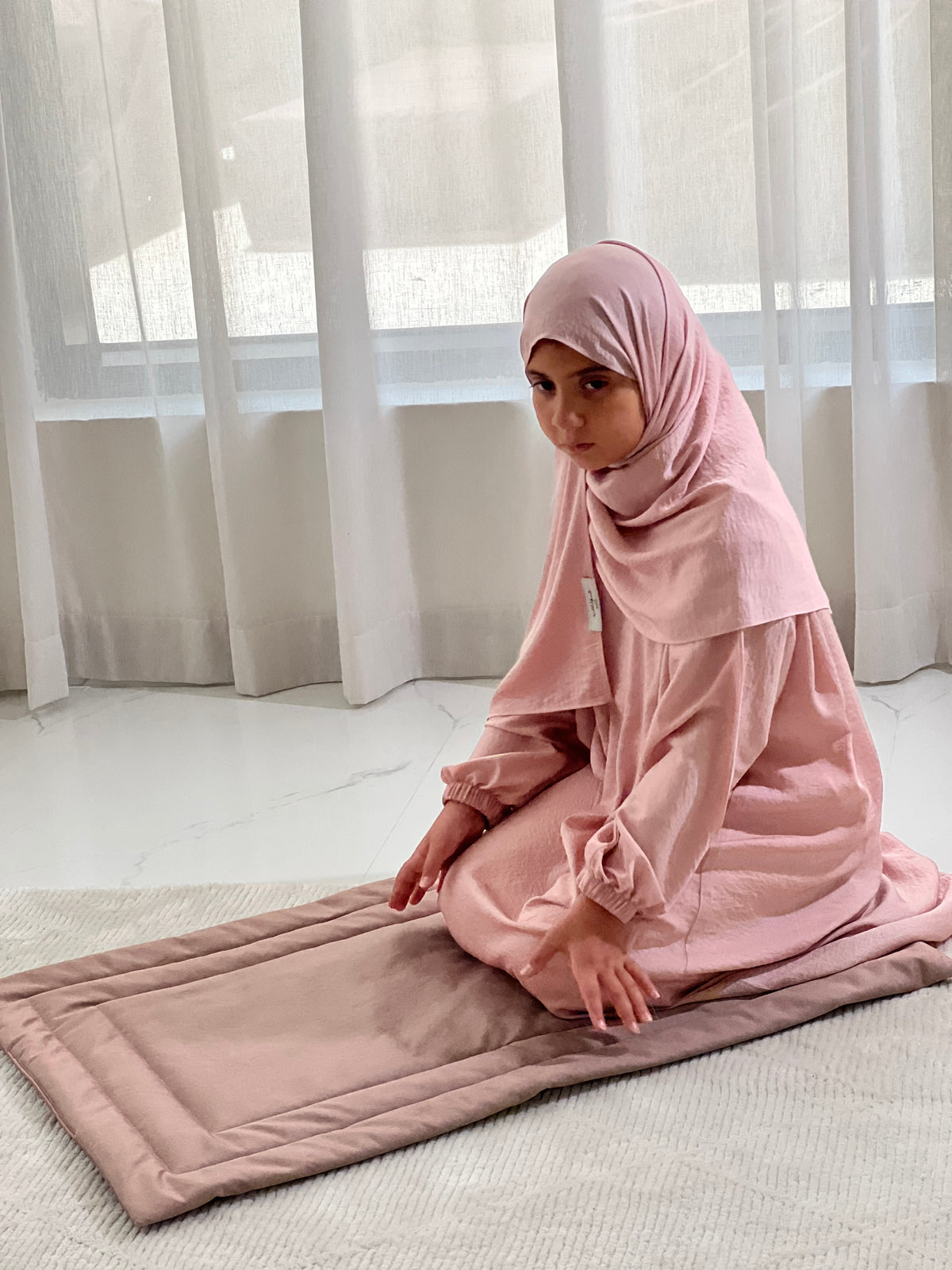 SAJA / Girls Prayer Dress