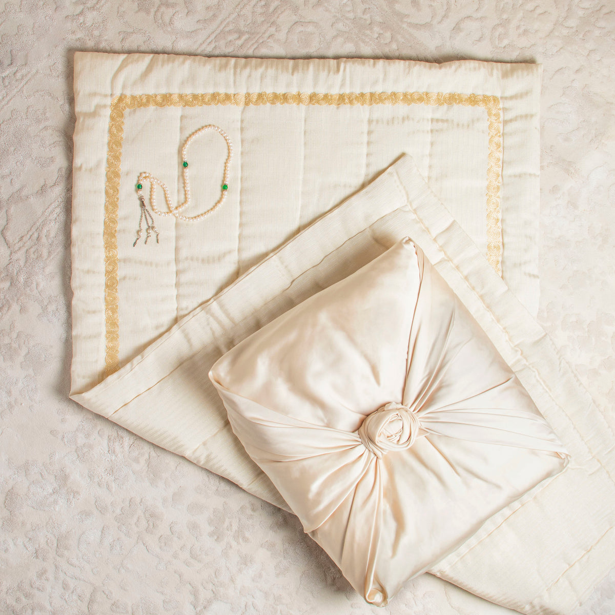 Lined Embroidery Silk/cotton Prayer Mat | Beige