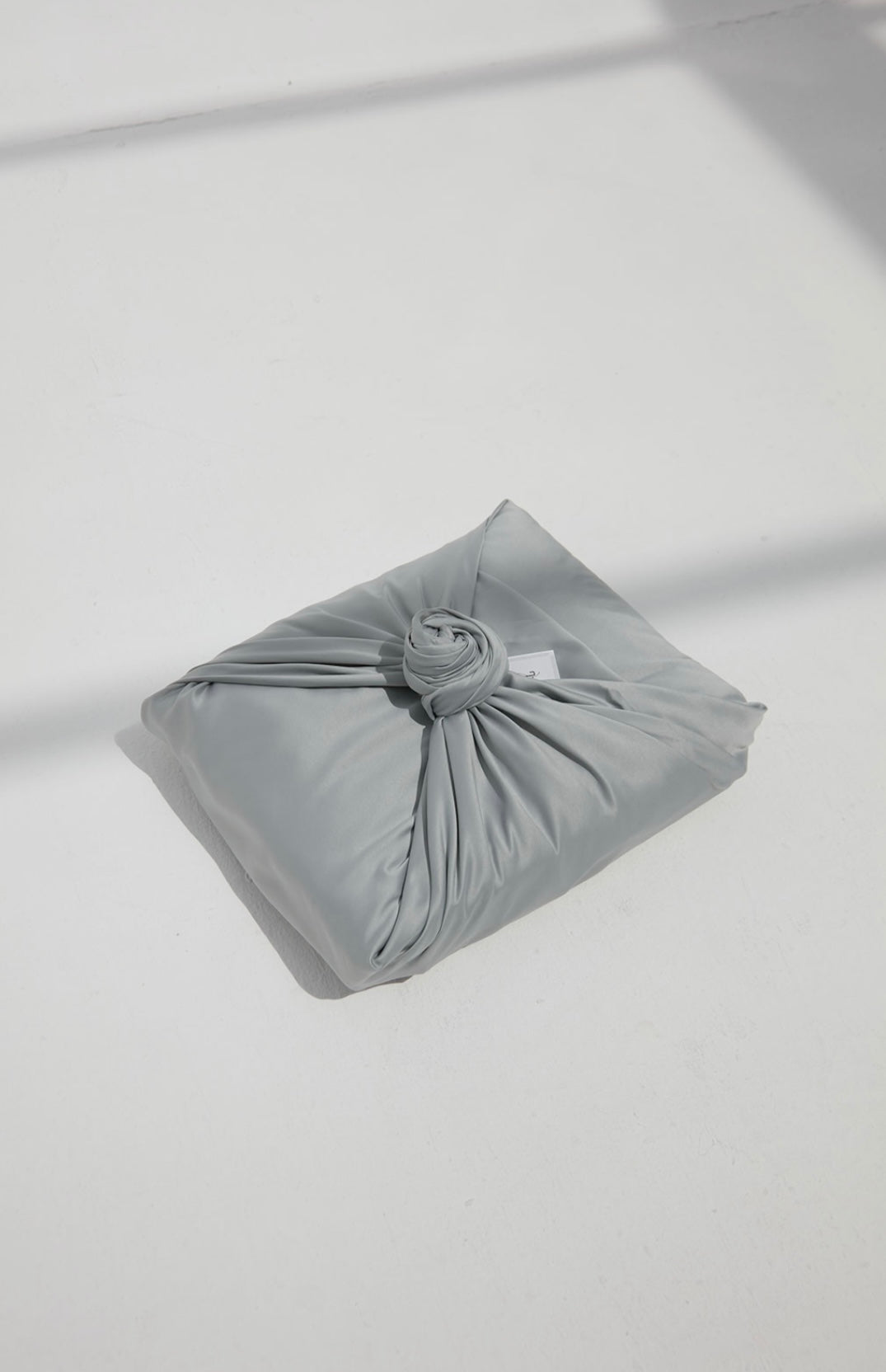 SUJOOD / Prayer Mat / Grey