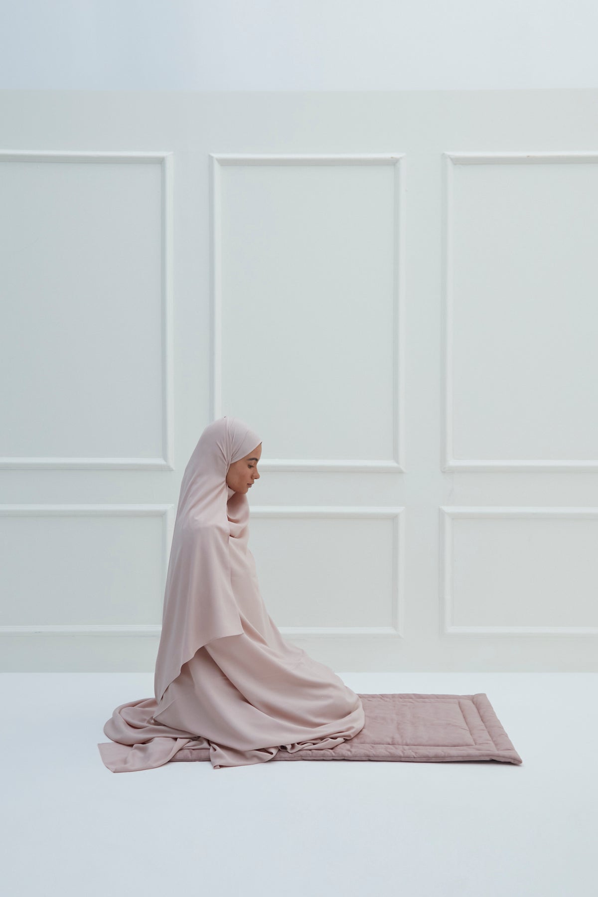 Sheila Prayer Clothes | Rose
